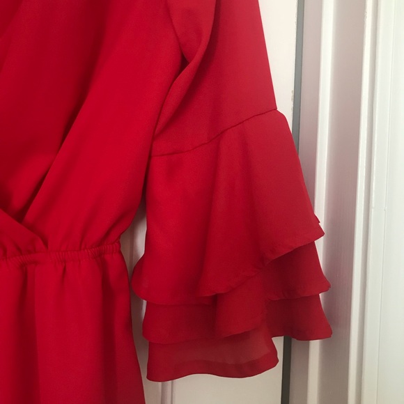 Bell Sleeve Romper - Picture 2 of 3